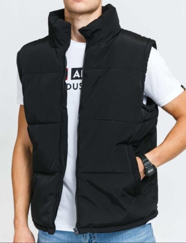 TB6231 Light Puffer Vest Black Urban Classics